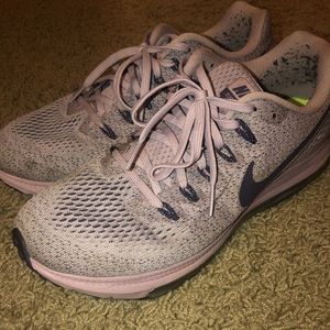 Nike Zoom all out shoes